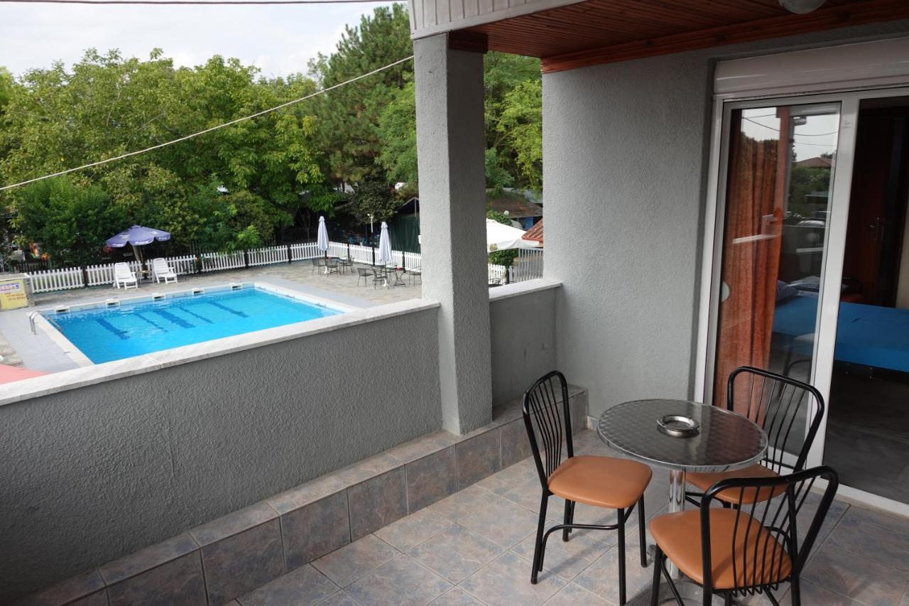 Camping Mitikas And Bungalows Plaka Litochorou Ngoại thất bức ảnh