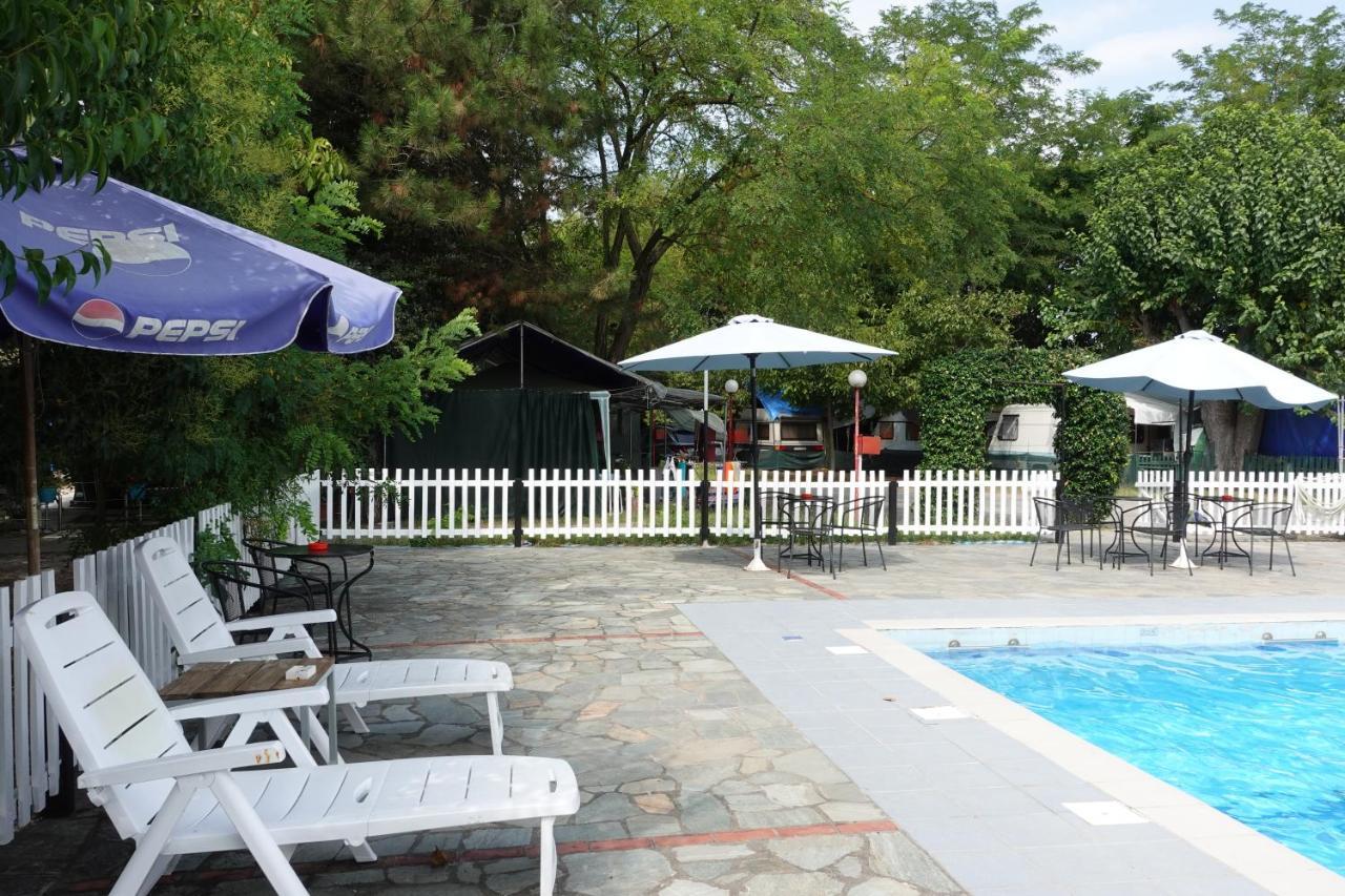 Camping Mitikas And Bungalows Plaka Litochorou Ngoại thất bức ảnh
